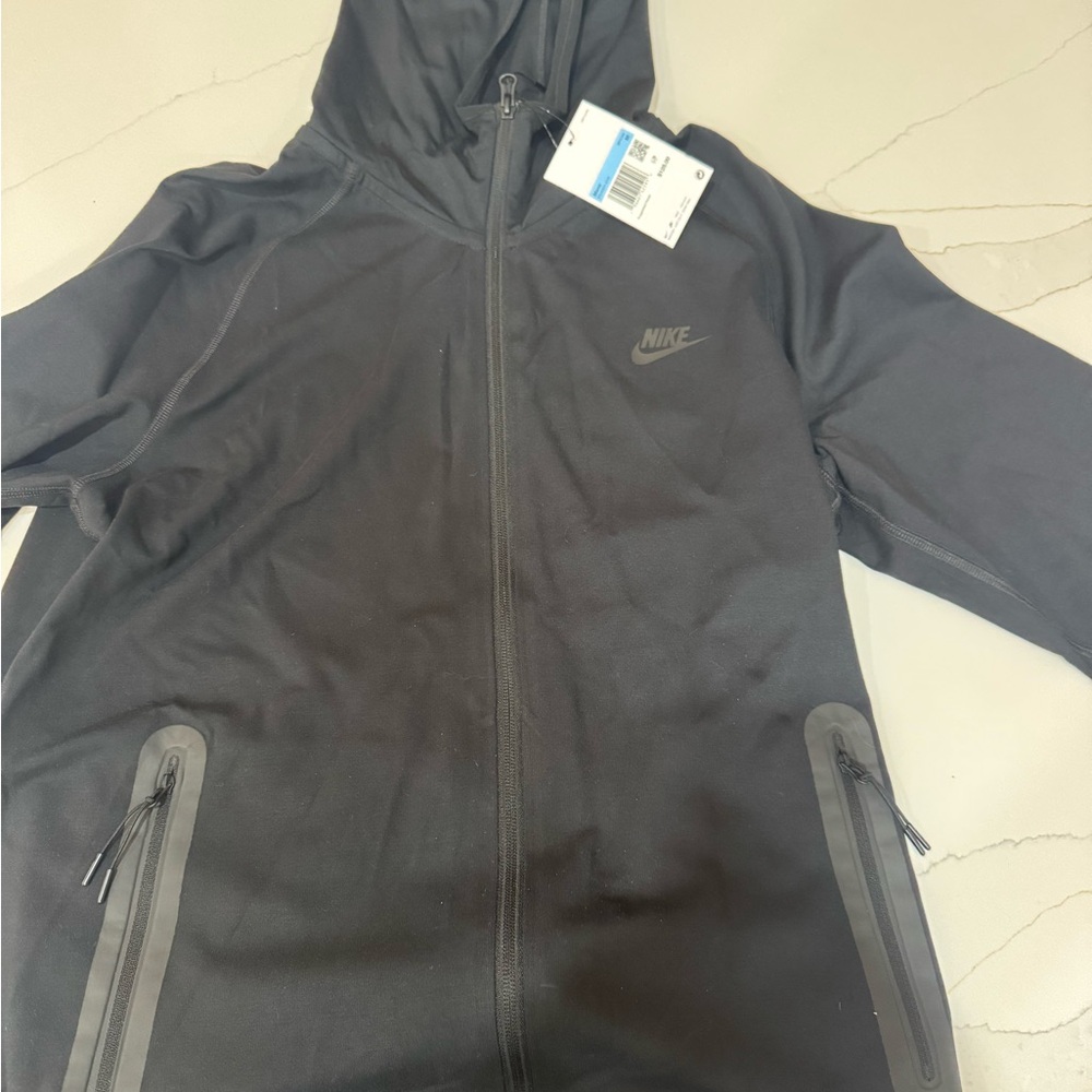 Nike Men's Tech Black Full-Zip Jacket